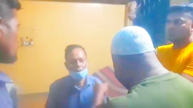 নবীগঞ্জে যুবদল নেতাদের বিরুদ্ধে ব্যবসায়ী নেতা বাবুল রায়কে অপদস্ত করার অভিযোগ : গোদামে গোদামে তল্লাশী 1 নবীগঞ্জে যুবদল নেতাদের বিরুদ্ধে ব্যবসায়ী নেতা বাবুল রায়কে অপদস্ত করার অভিযোগ : গোদামে গোদামে তল্লাশী - Surma Times | Sylhet News
