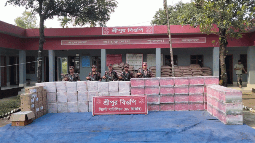 সিলেট বিজিবির অভিযানে আড়াই কোটি টাকার চোরাই পণ্য জব্দ - Surma Times | Sylhet News