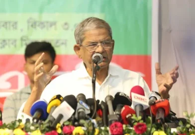 নির্যাতিতদের প্রতি ফখরুলের গভীর সমবেদনা প্রকাশ