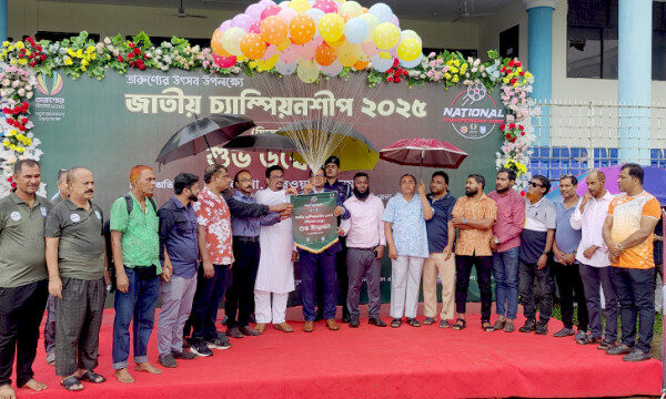 সিলেটে জাতীয় ফুটবল চ্যাম্পিয়নশিপ ২০২৫ ভেন্যুর উদ্বোধন 1 সিলেটে জাতীয় ফুটবল চ্যাম্পিয়নশিপ ২০২৫ ভেন্যুর উদ্বোধন - Surma Times | Sylhet News