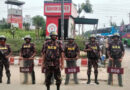 সড়কে মোতায়েন বিজিবি সদস্যরা।