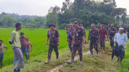 বড়লেখা সীমান্তে টানা উত্তেজনা, পুশইনে ব্যর্থ বিএসএফ, বিজিবি-জনতার কঠোর প্রতিরোধ - Surma Times | Sylhet News
