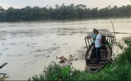 গোলাপগঞ্জে সুরমা নদী থেকে অর্ধগলিত অজ্ঞাত মরদেহ উদ্ধার - Surma Times | Sylhet News