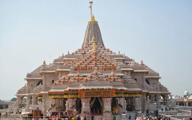 রাম মন্দিরের দানবাক্স থেকে কোটি কোটি টাকা চুরি: ৮ অভিযুক্তের বাড়িতে চিরুনি তল্লাশি 1 রাম মন্দিরের দানবাক্স থেকে কোটি কোটি টাকা চুরি: ৮ অভিযুক্তের বাড়িতে চিরুনি তল্লাশি - Surma Times | Sylhet News