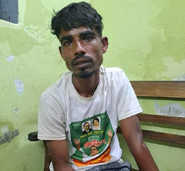 প্রধানমন্ত্রীর সমাবেশস্থলে হঠাৎ ‘জয় বাংলা’ স্লোগান, শ্রীমঙ্গলে যুবক আটক, জনতার গণধোলাই - Surma Times | Sylhet News