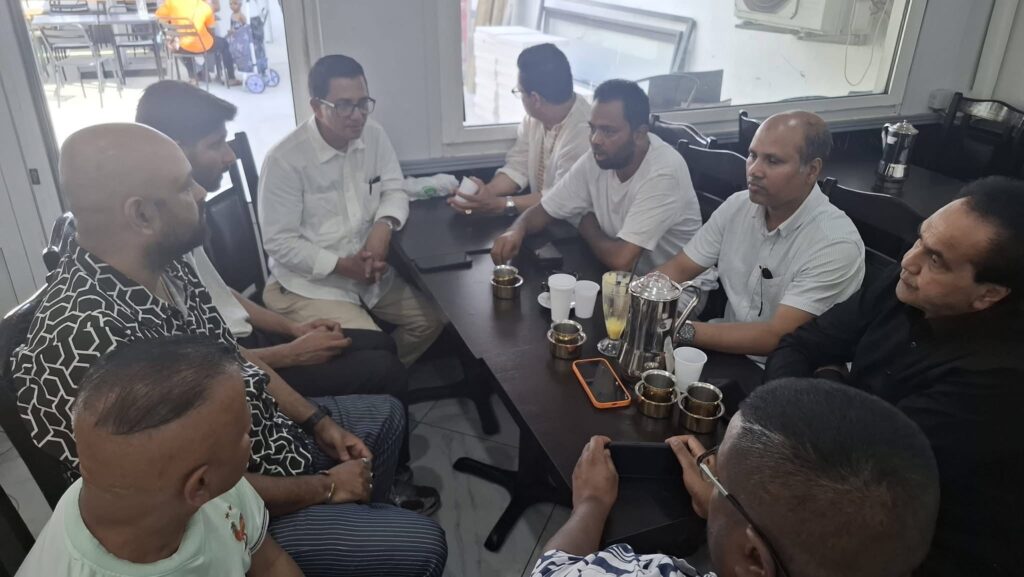 জালালাবাদ অ্যাসোসিয়েশন ফ্রান্সে নাটকীয় মোড়: আলতাফুর রহমানের বিরুদ্ধে অনাস্থা, লুলু আহমেদের নেতৃত্ব - Surma Times | Sylhet News