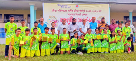 স্টেডিয়ামে ক্ষুদে তারকাদের ঝড়, সিলেটে অনূর্ধ্ব-১৫ অ্যাথলেটিক্সে জমকালো পুরস্কার বিতরণ - Surma Times | Sylhet News