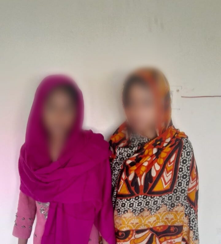কোতোয়ালী পুলিশের অভিযানে ২ ছিনতাইকারী গ্রেফতার, স্বর্ণের নাকফুল উদ্ধার 1 কোতোয়ালী পুলিশের অভিযানে ২ ছিনতাইকারী গ্রেফতার, স্বর্ণের নাকফুল উদ্ধার - Surma Times | Sylhet News