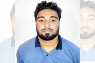 গোলাপগঞ্জে হত্যা মামলার আসামি ছাব্বির গ্রেফতার 14 গোলাপগঞ্জে হত্যা মামলার আসামি ছাব্বির গ্রেফতার - Surma Times | Sylhet News