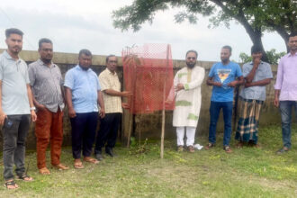 শান্তিগঞ্জের জেবিবি উচ্চ বিদ্যালয়ে ‘ওয়ান চাইল্ড, ওয়ান ট্রি’ কর্মসূচির উদ্বোধন 16 শান্তিগঞ্জের জেবিবি উচ্চ বিদ্যালয়ে ‘ওয়ান চাইল্ড, ওয়ান ট্রি’ কর্মসূচির উদ্বোধন - Surma Times | Sylhet News