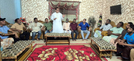 কল্লোলগ্রামের ভাঙা রাস্তা ঘুরে দেখলেন বিএনপি নেতা ইমদাদ, -উন্নয়নের প্রতিশ্রুতি 2 কল্লোলগ্রামের ভাঙা রাস্তা ঘুরে দেখলেন বিএনপি নেতা ইমদাদ, -উন্নয়নের প্রতিশ্রুতি - Surma Times | Sylhet News