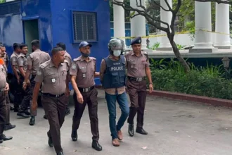 রামপুরা হত্যাকাণ্ডে ট্রাইব্যুনালের রায়, ৩ পুলিশ কর্মকর্তার মৃত্যুদণ্ড 4 রামপুরা হত্যাকাণ্ডে ট্রাইব্যুনালের রায়, ৩ পুলিশ কর্মকর্তার মৃত্যুদণ্ড - Surma Times | Sylhet News