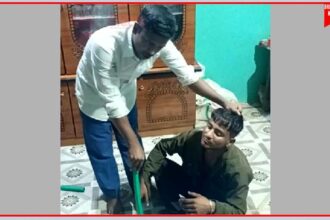 ফেসবুক লাইভে যুবককে মারধর, ইউপি সদস্য জয়নালের বিরুদ্ধে তদন্তের আশ্বাস 20 ফেসবুক লাইভে যুবককে মারধর, ইউপি সদস্য জয়নালের বিরুদ্ধে তদন্তের আশ্বাস - Surma Times | Sylhet News