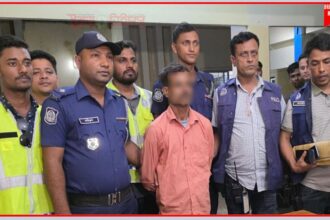 বাস থামাতেই চমক, বিয়ানীবাজারে ৯ হাজার ইয়াবাসহ মাদক কারবারি আটক 6 বাস থামাতেই চমক, বিয়ানীবাজারে ৯ হাজার ইয়াবাসহ মাদক কারবারি আটক - Surma Times | Sylhet News