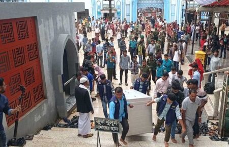 হযরত শাহজালাল (রহ.) মাজারের দানবাক্সের টাকা ফের প্রকাশ্যে গণনা হবে - Surma Times | Sylhet News