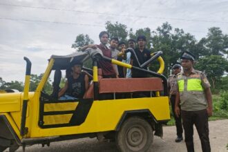 ঢাকা থেকে হামহাম জলপ্রপাত বেড়াতে এসে আটকে পড়া ১০ শিক্ষার্থীকে উদ্ধার - Surma Times | Sylhet News