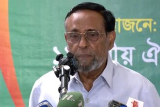 হাসিনার ফাঁসি সোহরাওয়ার্দী উদ্যানে হতে হবে: সিলেটে ১১ দলীয় মহাসমাবেশে অলি আহমদ 14 হাসিনার ফাঁসি সোহরাওয়ার্দী উদ্যানে হতে হবে: সিলেটে ১১ দলীয় মহাসমাবেশে অলি আহমদ - Surma Times | Sylhet News