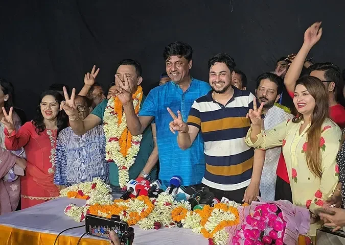 চলচ্চিত্র শিল্পী সমিতির সভাপতি শিবা সানু, সাধারণ সম্পাদক জয় চৌধুরী 1 চলচ্চিত্র শিল্পী সমিতির সভাপতি শিবা সানু, সাধারণ সম্পাদক জয় চৌধুরী - Surma Times | Sylhet News