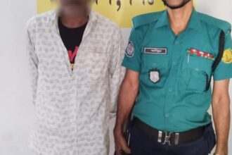 মোগলাবাজারে ৪৫০ গ্রাম গাঁজাসহ গ্রেফতার ১ 22 মোগলাবাজারে ৪৫০ গ্রাম গাঁজাসহ গ্রেফতার ১ - Surma Times | Sylhet News