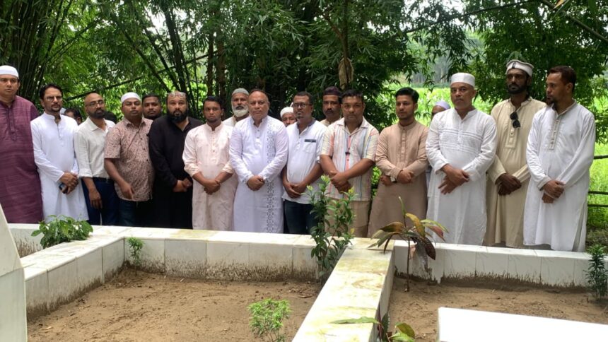 ফটোসাংবাদিক এটিএম তুরাবের দ্বিতীয় মৃত্যুবার্ষিকীতে কবর জিয়ারত 1 ফটোসাংবাদিক এটিএম তুরাবের দ্বিতীয় মৃত্যুবার্ষিকীতে কবর জিয়ারত - Surma Times | Sylhet News