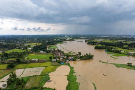 সিলেটে তাৎক্ষণিক বড় বন্যার আশঙ্কা কম, তবে সতর্ক থাকার পরামর্শ 2 সিলেটে তাৎক্ষণিক বড় বন্যার আশঙ্কা কম, তবে সতর্ক থাকার পরামর্শ - Surma Times | Sylhet News