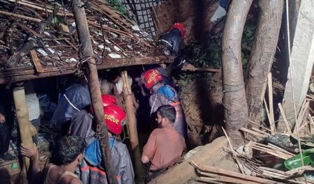 কক্সবাজারে পাহাড়ধস: রোহিঙ্গা ক্যাম্পে ৮ জন নিহত, শহরে আরও একজন - Surma Times | Sylhet News