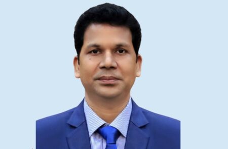 সিলেটের নতুন ডিসির যোগদান শেষ মুহূর্তে স্থগিত, বিমানবন্দর থেকে সচিবালয়ে ডাক - Surma Times | Sylhet News