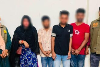 সিলেটে আবাসিক হোটেলে অভিযান, অনৈতিক কার্যকলাপের অভিযোগে চারজন গ্রেফতার 22 সিলেটে আবাসিক হোটেলে অভিযান, অনৈতিক কার্যকলাপের অভিযোগে চারজন গ্রেফতার - Surma Times | Sylhet News