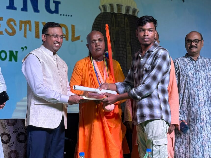 নৈতিকতায় সমৃদ্ধ তরুণরাই আগামীর বাংলাদেশ: ইসকন ইয়ুথ ফোরামে হুমায়ুন কবির 1 নৈতিকতায় সমৃদ্ধ তরুণরাই আগামীর বাংলাদেশ: ইসকন ইয়ুথ ফোরামে হুমায়ুন কবির - Surma Times | Sylhet News