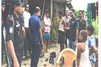 র্যাব-৯ এর যৌথ অভিযানে সুনামগঞ্জে কারাদণ্ড ও গোয়াইনঘাট থেকে ২৩ বোতল বিদেশি মদ উদ্ধার 16 র্যাব-৯ এর যৌথ অভিযানে সুনামগঞ্জে কারাদণ্ড ও গোয়াইনঘাট থেকে ২৩ বোতল বিদেশি মদ উদ্ধার - Surma Times | Sylhet News