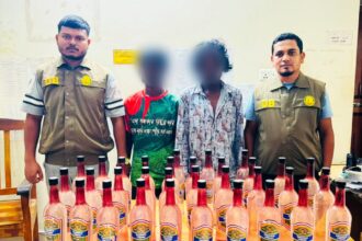 এসএমপি ডিবির অভিযানে ৩৩ বোতল মদসহ দুইজন গ্রেফতার - Surma Times | Sylhet News