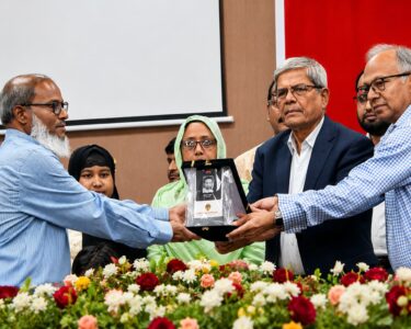 এনইসি’র ‘জুলাই শহীদ সাংবাদিক সম্মাননা’ পেলেন এটিএম তুরাবসহ ৫ পরিবার - Surma Times | Sylhet News