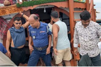 টাঙ্গুয়ার হাওরে ৬ হাউসবোটকে মামলা ও জরিমানা - Surma Times | Sylhet News