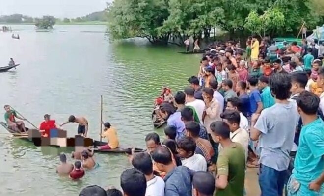টাঙ্গুয়ার হাওরে হাউসবোট থেকে নেমে গোসল করতে গিয়ে ডুবে মৃত্যু 1 টাঙ্গুয়ার হাওরে হাউসবোট থেকে নেমে গোসল করতে গিয়ে ডুবে মৃত্যু - Surma Times | Sylhet News