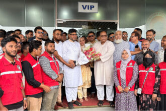 বদরুজ্জামান সেলিমকে সিলেটে বর্ণাঢ্য সংবর্ধনা 22 বদরুজ্জামান সেলিমকে সিলেটে বর্ণাঢ্য সংবর্ধনা - Surma Times | Sylhet News