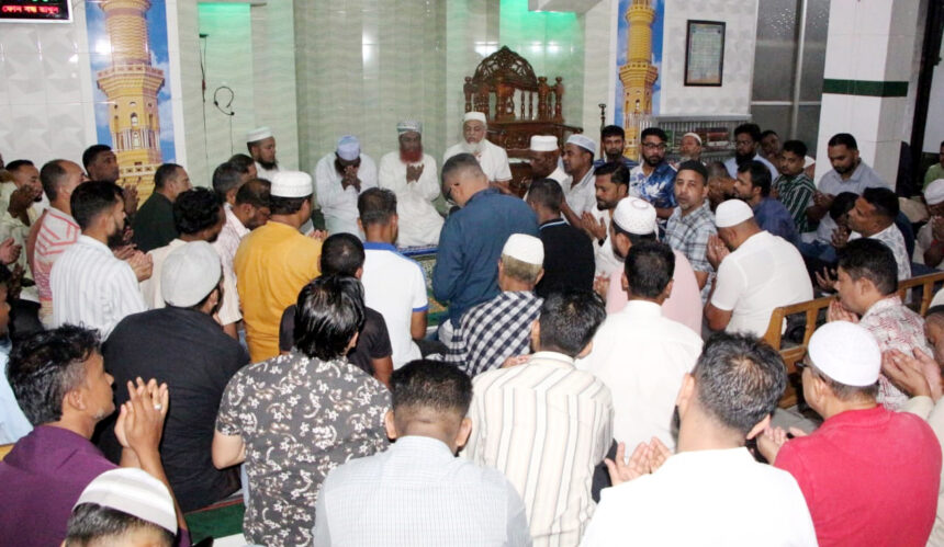 নুরুল আলম সিদ্দিকী খালেদের সুস্থতা কামনায় সিলেটে দোয়া মাহফিল 1 নুরুল আলম সিদ্দিকী খালেদের সুস্থতা কামনায় সিলেটে দোয়া মাহফিল - Surma Times | Sylhet News