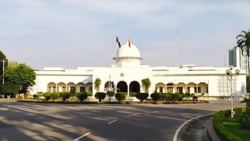 ৩৫ বছর পর ভোটে রাষ্ট্রপতি নির্বাচন, সাধারণ ভোটাররা অংশ নিতে পারবেন না - Surma Times | Sylhet News