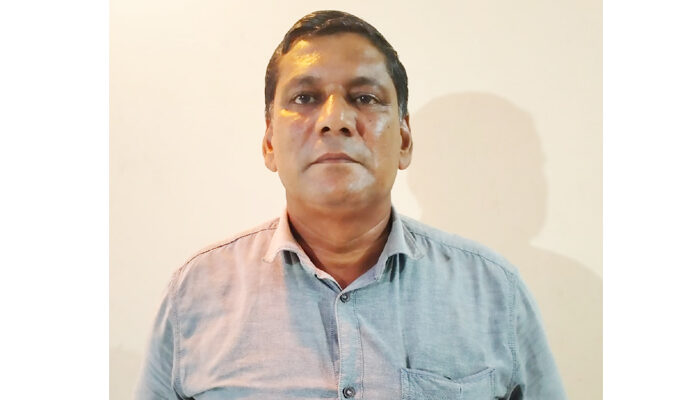 গোলাপগঞ্জে দীর্ঘদিন পলাতক আওয়ামী লীগ নেতা গ্রেপ্তার 1 গোলাপগঞ্জে দীর্ঘদিন পলাতক আওয়ামী লীগ নেতা গ্রেপ্তার - Surma Times | Sylhet News