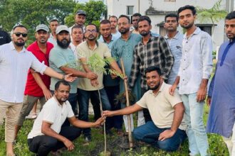 স্বেচ্ছাসেবক দলের ৪৬তম প্রতিষ্ঠাবার্ষিকীতে দক্ষিণ সুরমায় বৃক্ষরোপণ 16 স্বেচ্ছাসেবক দলের ৪৬তম প্রতিষ্ঠাবার্ষিকীতে দক্ষিণ সুরমায় বৃক্ষরোপণ - Surma Times | Sylhet News