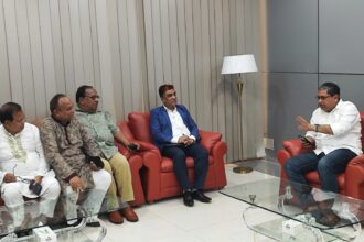 এমপি এমরানের সুপারিশে সিলেটের ৫ পৌরসভায় ৫০০ কোটি টাকার উন্নয়ন বরাদ্দের নির্দেশ 12 এমপি এমরানের সুপারিশে সিলেটের ৫ পৌরসভায় ৫০০ কোটি টাকার উন্নয়ন বরাদ্দের নির্দেশ - Surma Times | Sylhet News
