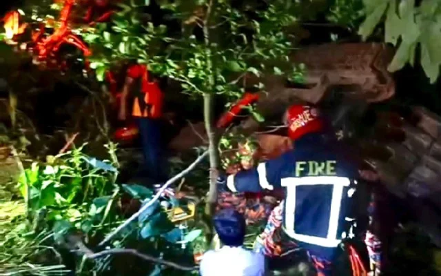 জৈন্তাপুরে এক্সকাভেটরের চাপায় চালকের মৃত্যু 1 জৈন্তাপুরে এক্সকাভেটরের চাপায় চালকের মৃত্যু - Surma Times | Sylhet News
