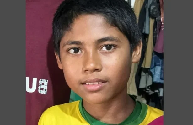 সীমান্তে কাঁটাতারে মিলল নিখোঁজ কিশোরের লা*শ, উদ্ধার করল বিএসএফ 157 সীমান্তে কাঁটাতারে মিলল নিখোঁজ কিশোরের লা*শ, উদ্ধার করল বিএসএফ - Surma Times | Sylhet News