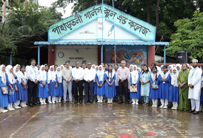প্লাস্টিক বর্জ্য ব্যবস্থাপনায় শিক্ষার্থীদের সম্পৃক্ত করছে ইউনিলিভার 1 প্লাস্টিক বর্জ্য ব্যবস্থাপনায় শিক্ষার্থীদের সম্পৃক্ত করছে ইউনিলিভার - Surma Times | Sylhet News
