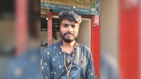 সন্ন্যাসীর ছদ্মবেশে পালাতে ব্যর্থ, চাকুসহ ধরা পড়ল শীর্ষ ছিনতাইকারী মাছচোরা রাজীব - Surma Times | Sylhet News