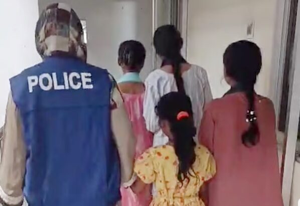 কুমিল্লায় ঘর ছাড়া চার স্কুলছাত্রী উদ্ধার হবিগঞ্জে 154 কুমিল্লায় ঘর ছাড়া চার স্কুলছাত্রী উদ্ধার হবিগঞ্জে - Surma Times | Sylhet News