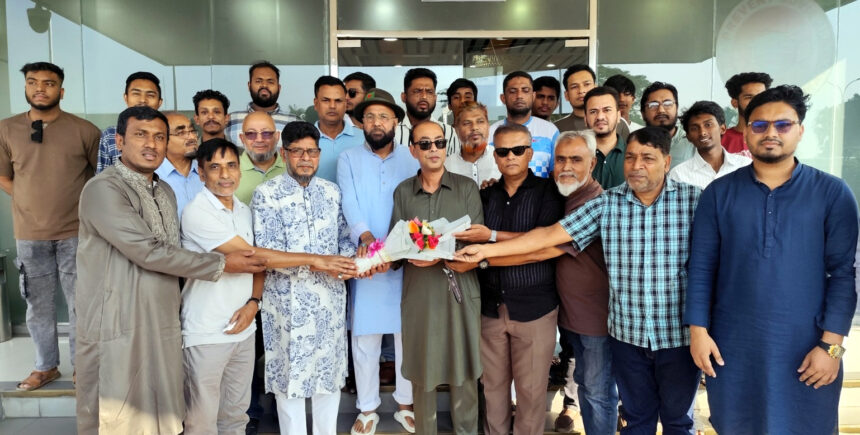 শাবু নেওয়াজকে ওসমানী বিমানবন্দরে ফুলেল সংবর্ধনা 1 শাবু নেওয়াজকে ওসমানী বিমানবন্দরে ফুলেল সংবর্ধনা - Surma Times | Sylhet News