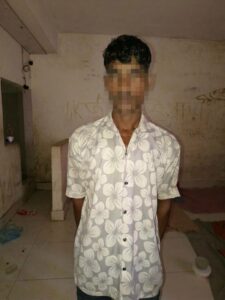 শাহপরাণে ১৬ লাখ টাকার ভারতীয় বিড়িসহ ভ্যান আটক - Surma Times | Sylhet News