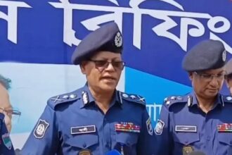 সরকার অনুমোদন দিলে ক্রসফায়ারে পিছপা নয় পুলিশ: আইজিপি 2 সরকার অনুমোদন দিলে ক্রসফায়ারে পিছপা নয় পুলিশ: আইজিপি - Surma Times | Sylhet News
